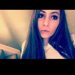 Meet your Posher, Vanessa